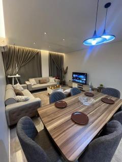 Comfortable apartment next to Mall of Arabia and Zayed Walk - 8