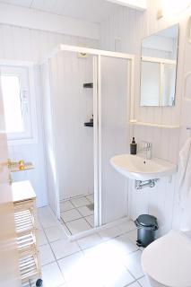 Bork Cozy Cottage - 2