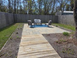 Coastal Getaway Near Beach & Casino 2BR Sleep 6 - 9