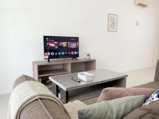 Mount Austin #Palazio B2 #BigStudio 4Pax #Smart TV - 9
