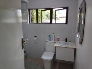 Jefferson suites at 30 Lily - 1