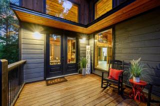 Romantic 1BR Cabin in Broken Bow HotTub, FirePit - 5