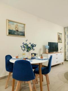 APARTAMENT HAMPTON- centrum miasta, parking w cenie, taras z ogródkiem, pkp i bus 400m, Energylandia, Szczyrk, Enduro, Jezioro Żywieckie - 3