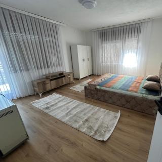 Family Home in Good Neighborhood - 6