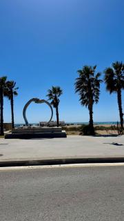 Cozy three-bedroom apartment by the beach - 4