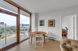 Spectacular Luxury Penthouse with NYC skyline view- 10 minutes to NYC - 2