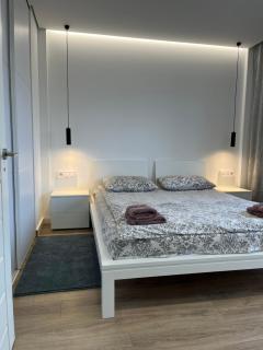 Затишна квартира - 0