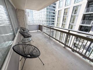 Contemporary Apt Near DC Gym, Metro & More! - 7