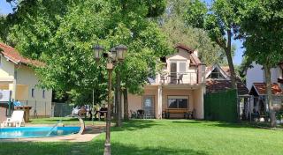 Vila Čoče - vikend kuća na Dunavu - 0