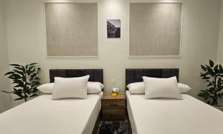 DHB STAYS - Downtown Executive - 5