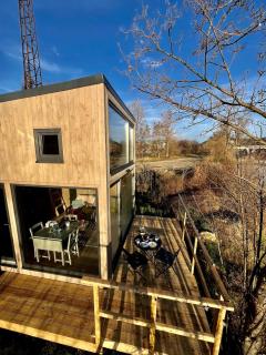 Ella, Prague river terrace, free parking - 3