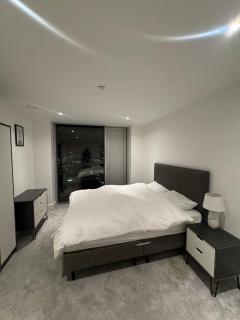 2 bed City Centre Apartments - 4