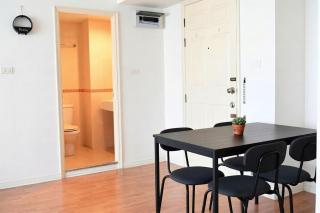 2-Bedroom Apartment Near The Mall Bangkapi-With Pool and Gym - Fully Equipped Kitchen - 1