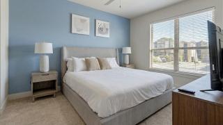 Landing Incredible 1BD in Medical Center - 5