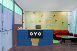 SPOT ON by OYO Hotel Sunrise - 9