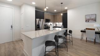 Landing Stylish 1BD Courtyard Gym - 7