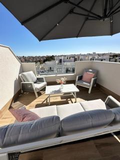 Luxury penthouse with view & private rooftop - 7