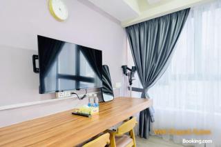 Well-Shaped Suites At AGILE TRX KL - 6