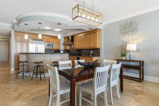 Gulf Front Great Amenities Free WiFi Nearby Shops & Restaurants - 3