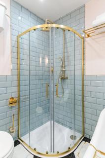 Parisian Apartment Birmingham Jewellery Quarter - 2