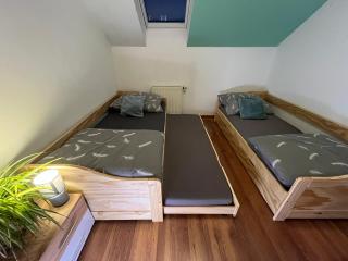 Apartment with garage and garden - 6