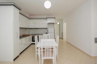 Cozy 1 bedroom apartment 2 steps from the promenade - 9