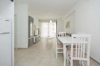 Modern one bedroom apartment on prime location - 2
