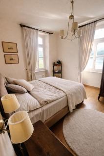 Exclusive waterfront villa with stunning views - 2