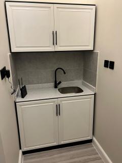 استديو بتصميم مودرن ودخول ذاتي - 3