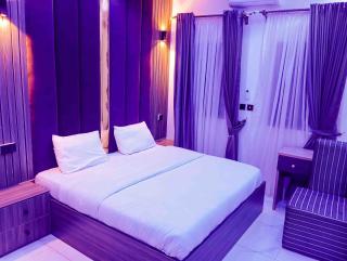 Divine Excellent Luxury Apartment - 4