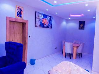 Divine Excellent Luxury Apartment - 2