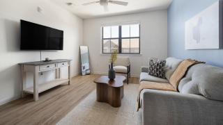 Landing Modern 1BD Clubhouse Gym - 7
