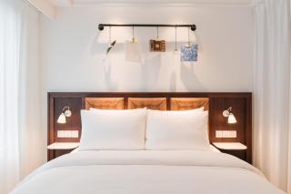 Ruby Stella Hotel London by IHG - 9