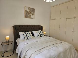 Newly Renovated Venus beach 500 m Gated REGINAgardens1 - 3