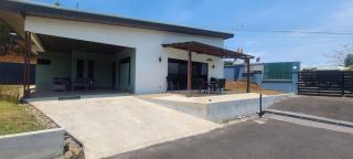 Entire New House Hosted by Arelis - 0