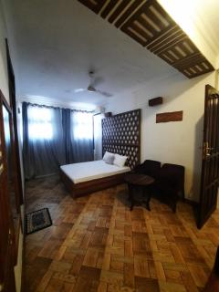 Kuti Hotel Stone Town - 0