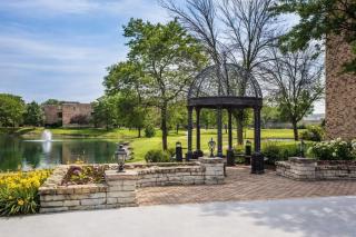 Baymont by Wyndham Schaumburg Chicago Northwest - 2