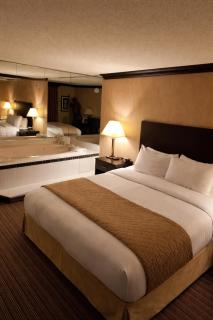 Baymont by Wyndham Schaumburg Chicago Northwest - 1