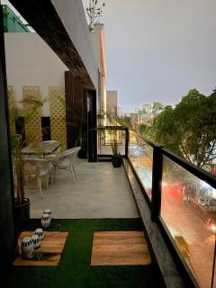 Velvet Nestays - Cozy Studio Retreat, Terrace, Kitchen - 7