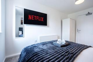 Leeds Luxury Apartment - Free Parking -Sleeps 12 - 8