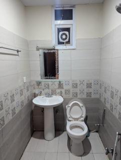 Cozy 2BR Apartment - 2