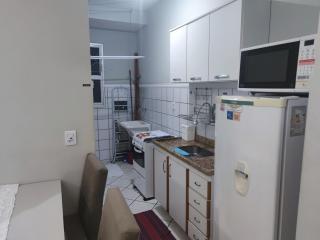 Quarto sala moderno com garagem, Wi-Fi e ar - 1