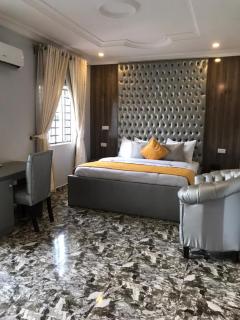 Muzaafa Apartments and Lodge - 7