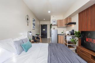 Furnished Studio in Avida Towers Riala, Cebu IT Park with Pool, Fast WiFi, Netflix and More - 9