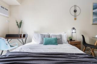 Furnished Studio in Avida Towers Riala, Cebu IT Park with Pool, Fast WiFi, Netflix and More - 4