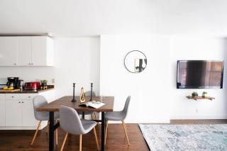 1435-3-3 Bedrooms 2Bath W D Prime Upper east - 8