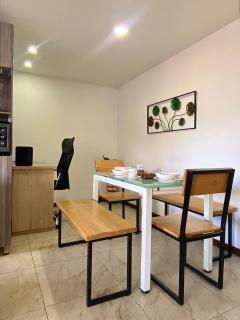 Vista al cielo y a las montañas de Medellín - 6