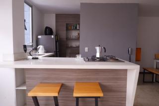 Vista al cielo y a las montañas de Medellín - 5