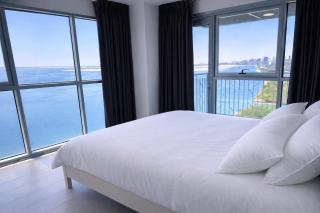 Modern 2BR Seaview Suite beside Okada Manila & MOA - 4