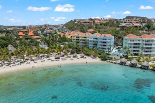 Spacious Ocean View Apartments with Balcony in Blue Bay - 0